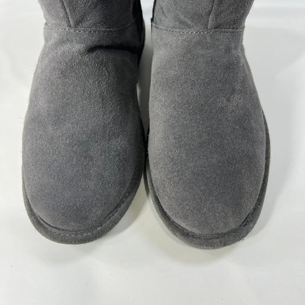 Bearpaw Youth 5 Gray Suede Shearling Lace Back Winter Boots Warm Lined Cozy‎